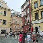 Urbannestgroup - Old Town - Stare Miasto - Celna 2