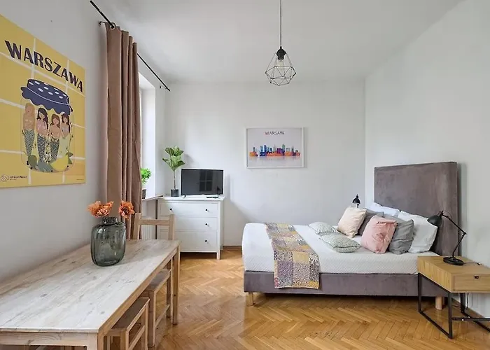Urbannestgroup - Old Town - Stare Miasto - Celna 2