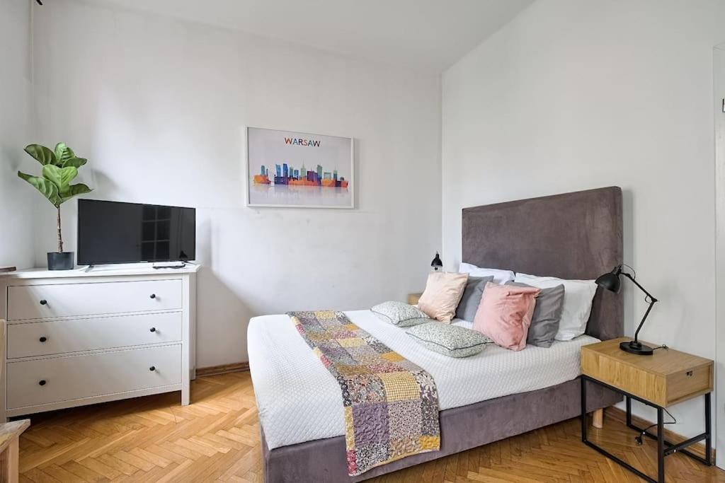 Urbannestgroup - Old Town - Stare - Celna 2 Warszawa